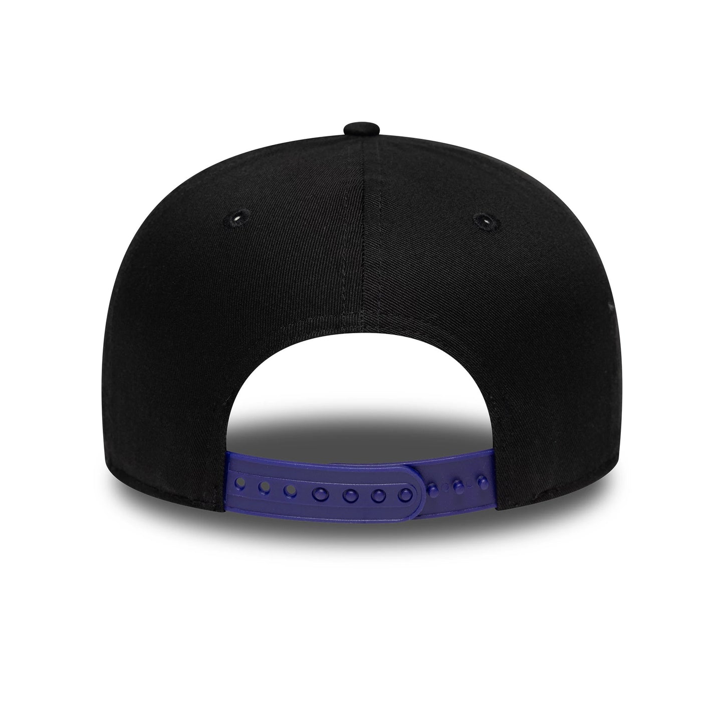 Pictured is this NBA Hardwood Classic Toronto Raptors 9FIFTY Snapback cap in black. 6