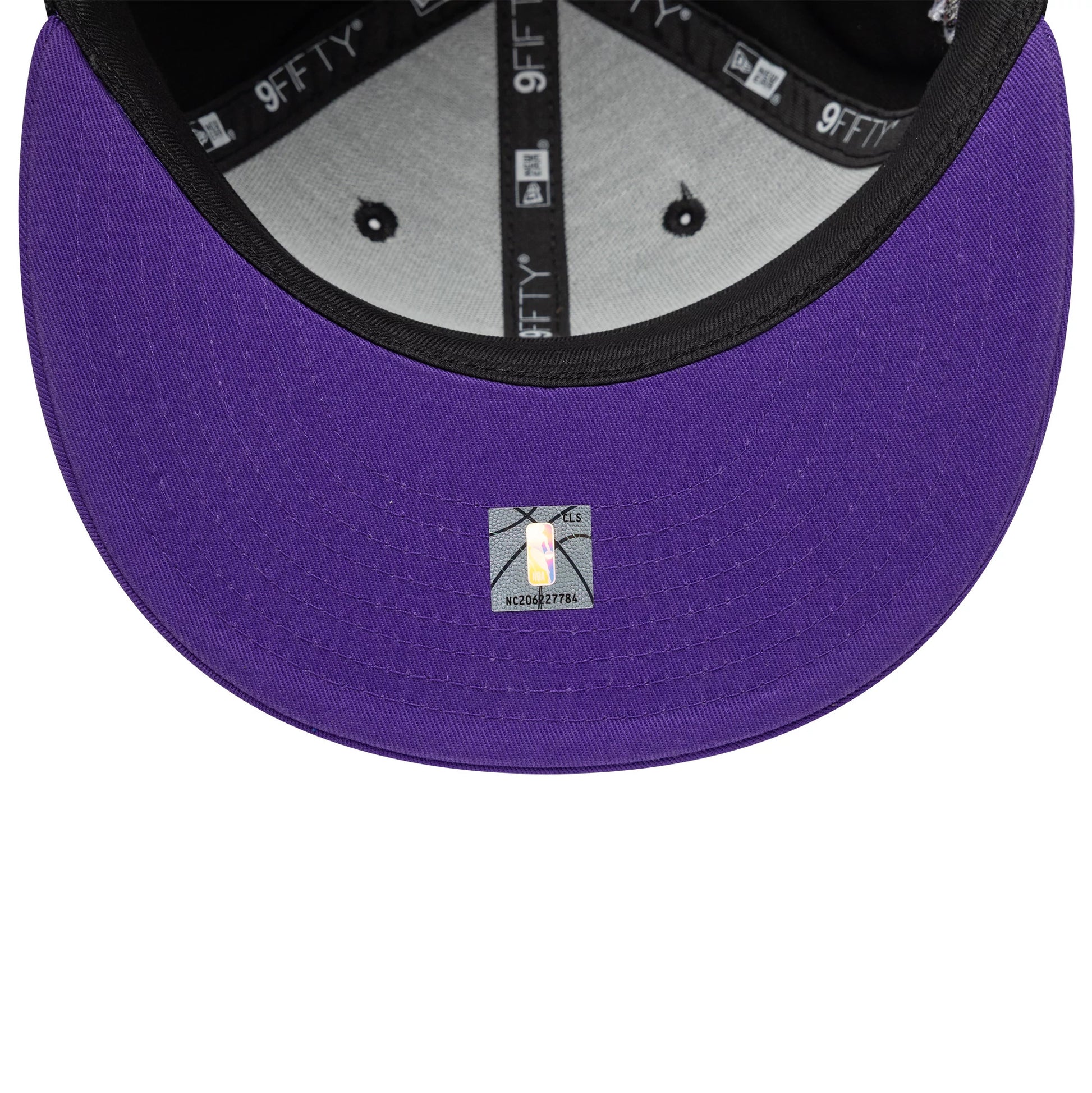 Pictured is this NBA Hardwood Classic Toronto Raptors 9FIFTY Snapback cap in black. 7