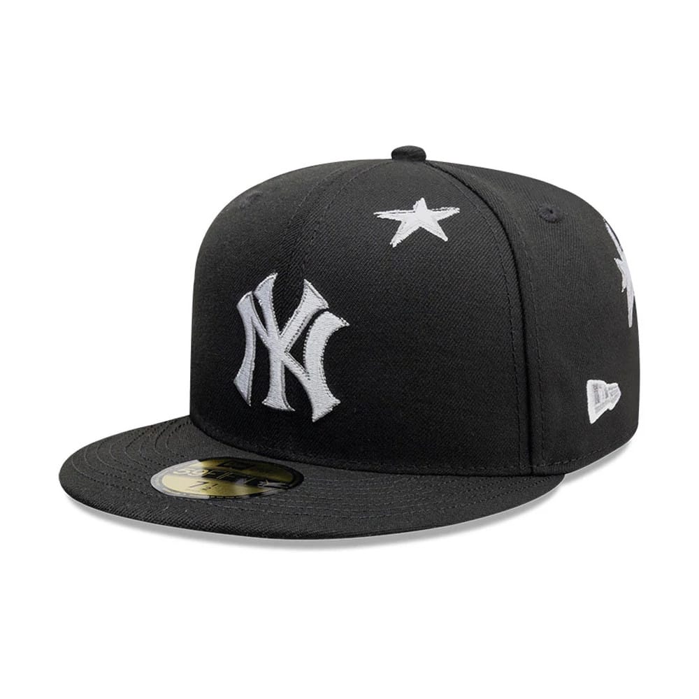 Pictured is this MLB Punkcore New York Yankees 59FIFTY Fitted cap in black. 1