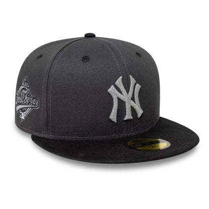 Pictured is this MLB Reflective New York Yankees 59FIFTY Fitted cap in charcoal & black. 1