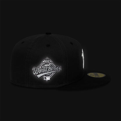 Pictured is this MLB Reflective New York Yankees 59FIFTY Fitted cap in charcoal & black. 2