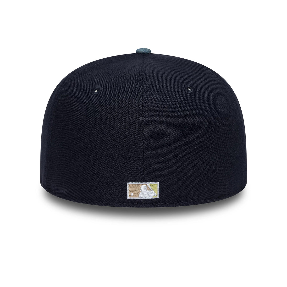 Pictured is this MLB Denim Mix Chicago White Sox 59FIFTY Fitted cap in navy. 7
