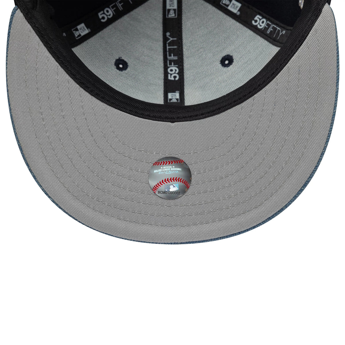 Pictured is this MLB Denim Mix Chicago White Sox 59FIFTY Fitted cap in navy. 2