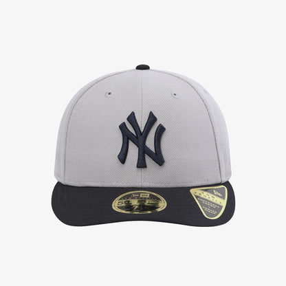 Pictured is this MLB 59FIFTY Day New York Yankees Low Profile 59FIFTY Fitted cap in grey. 3