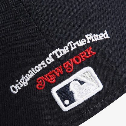 Pictured is this MLB 59FIFTY Day New York Yankees Split Panel 59FIFTY Fitted cap in navy. 8