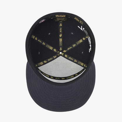 Pictured is this MLB 59FIFTY Day New York Yankees Split Panel 59FIFTY Fitted cap in navy. 11