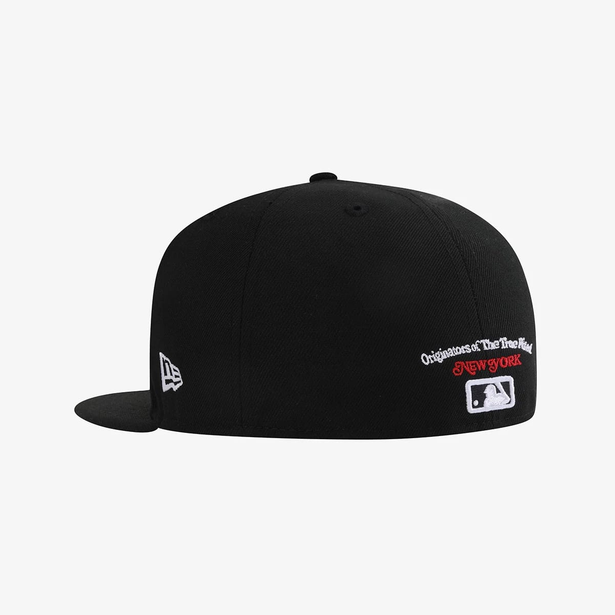 Pictured is this MLB 59FIFTY Day New York Yankees 59FIFTY Fitted cap in black. 4