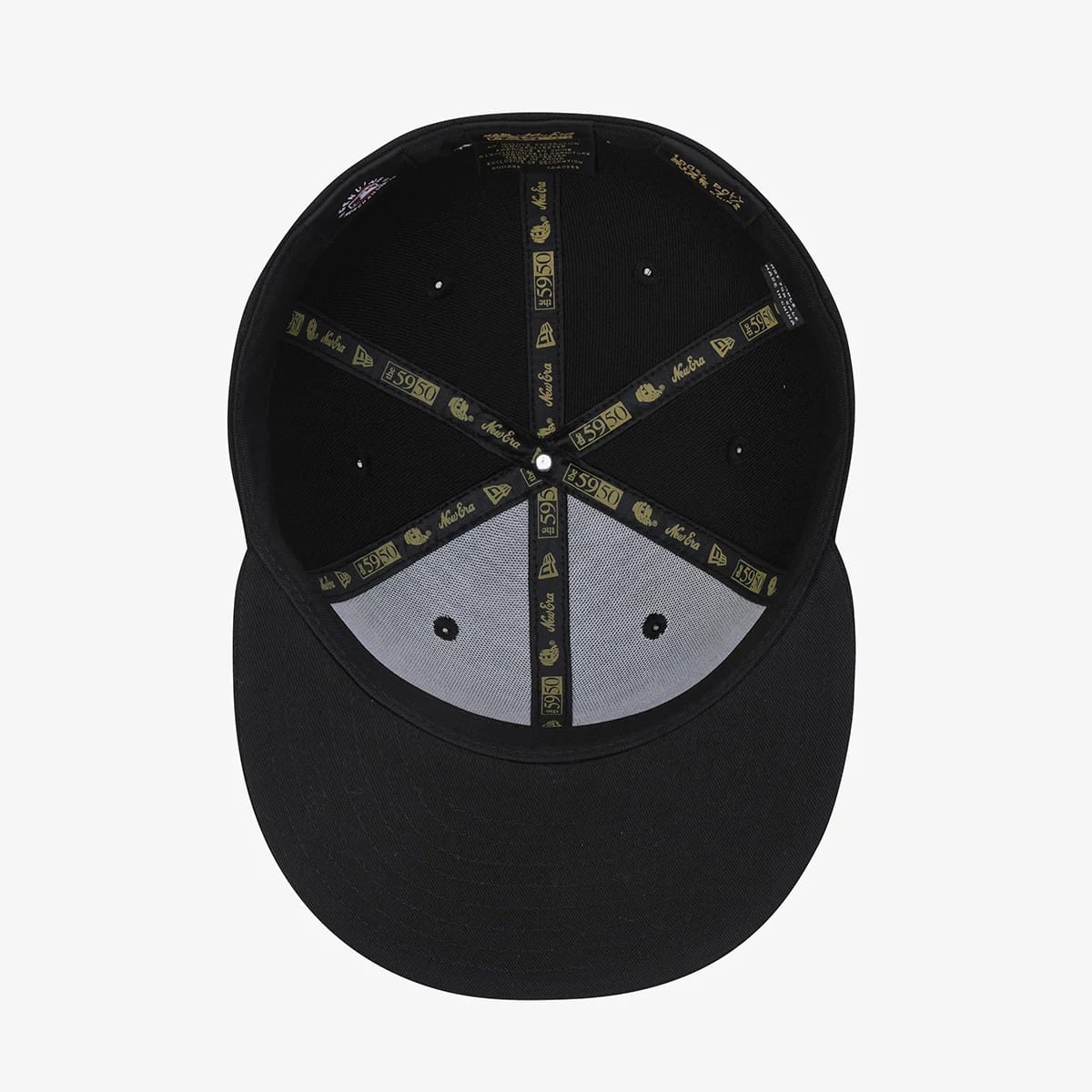 Pictured is this MLB 59FIFTY Day New York Yankees 59FIFTY Fitted cap in black. 7