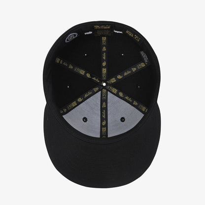 Pictured is this NHL 59FIFTY Day New York Rangers 59FIFTY Fitted cap in black. 5