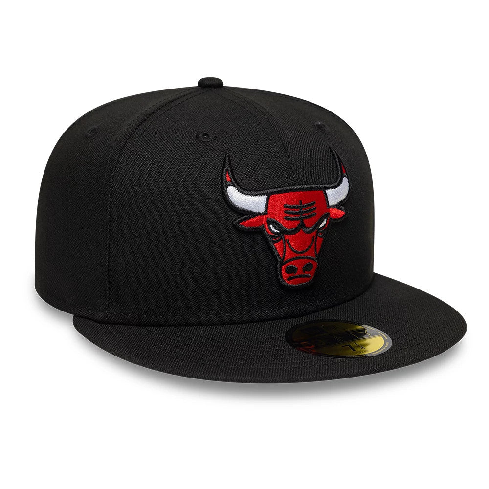 Pictured is this NBA Chicago Bulls 59FIFTY Fitted cap in black. 3