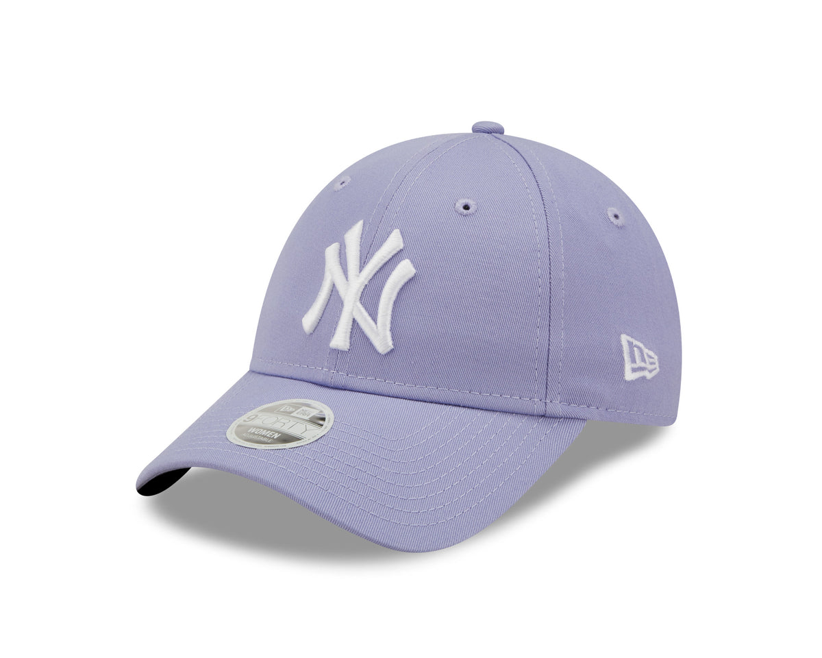 This is a New York Yankees League Essentials Womens Lilac 9FORTY Adjustable Cap 1