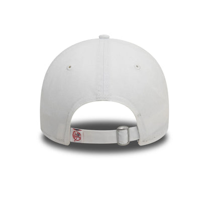 This is a New York Yankees MLB Core Classic White 9TWENTY Adjustable Cap 4