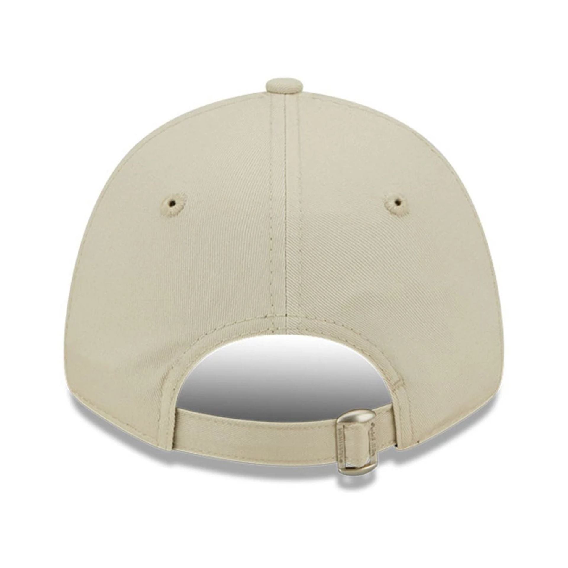 This is a New York Yankees Womens League Essential Light Beige 9FORTY Adjustable Cap 5