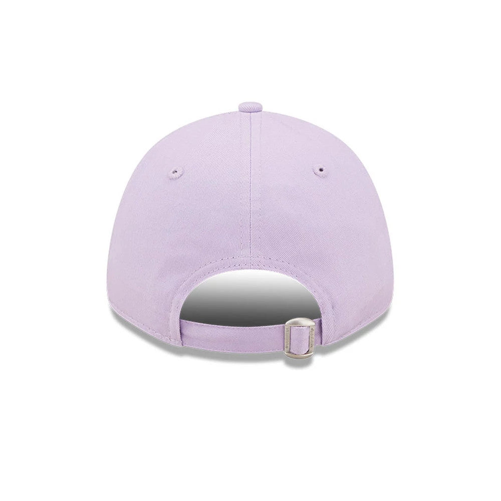 New York Yankees League Essential Purple New Era 9FORTY Adjustable Cap, rear view showing the light purple curved visor and a silver-toned adjustable strap, without a rear logo on the structured crown.