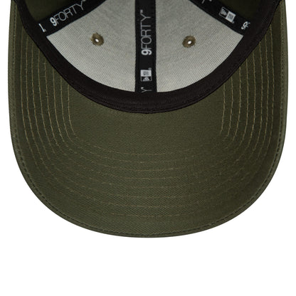This is a New York Yankees Womens League Essential Dark Green 9FORTY Adjustable Cap 5