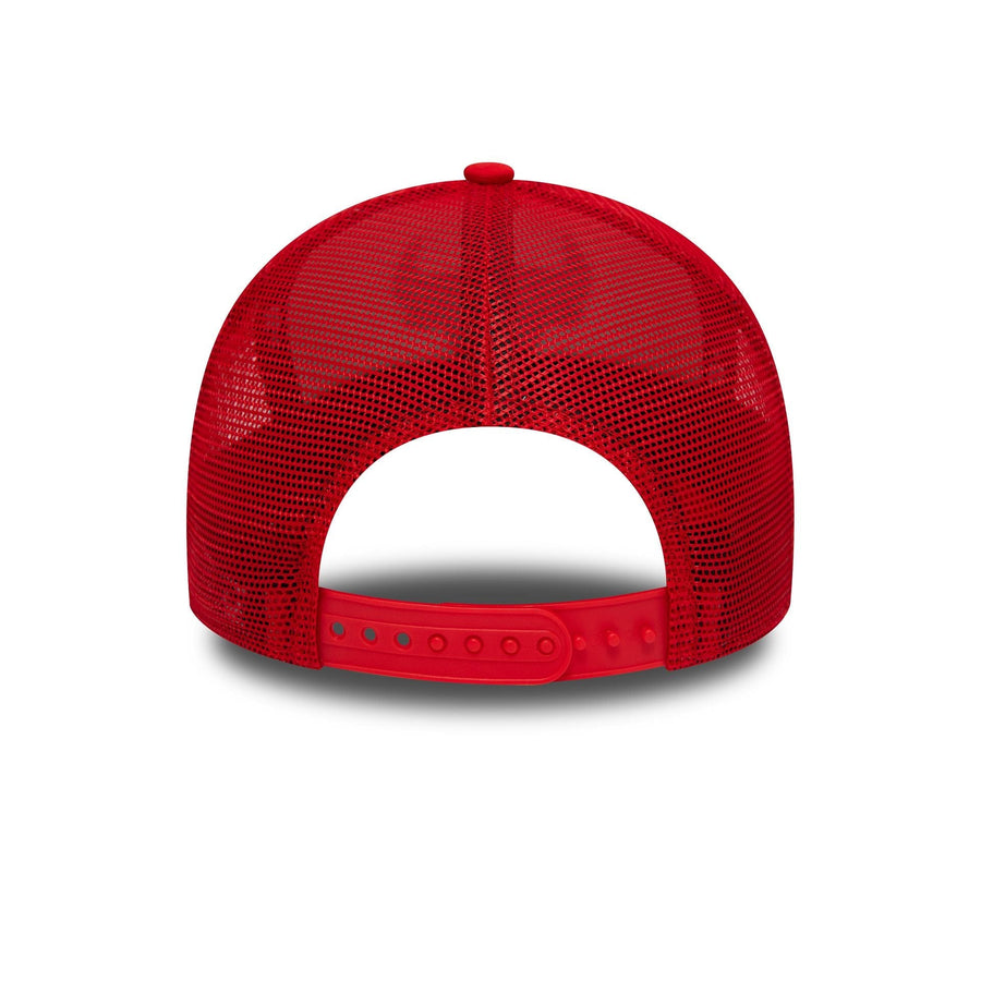This is a Chicago Bulls Team Colour Red A-Frame Trucker Cap 4