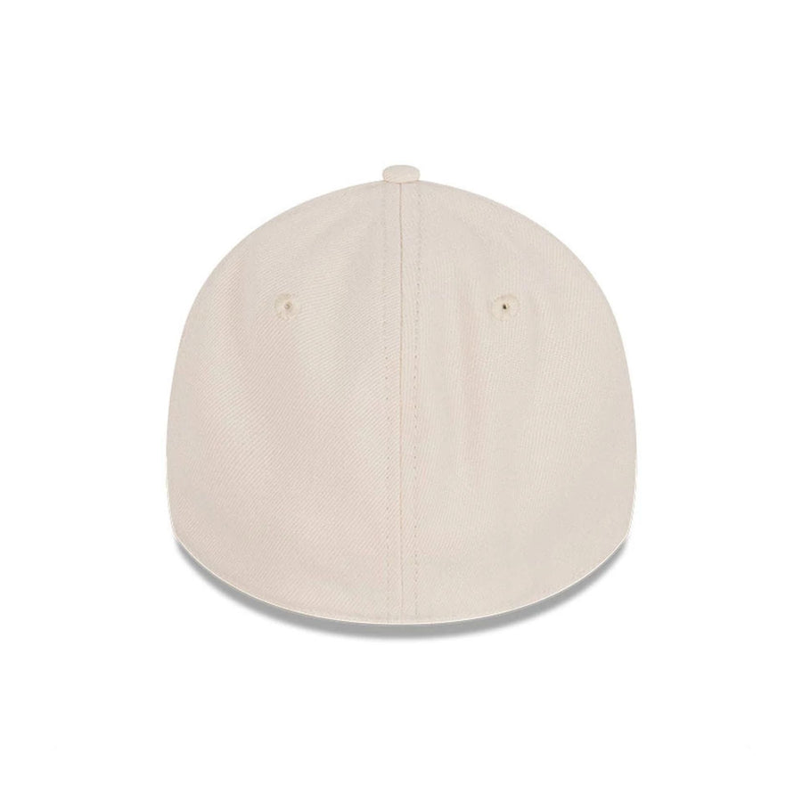 This is a New York Yankees Stone Grey Cream 39THIRTY Stretch Fit Cap 6