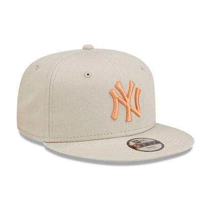 This is a Youth MLB League Essential New York Yankees Light Beige 9FIFTY Cap 3