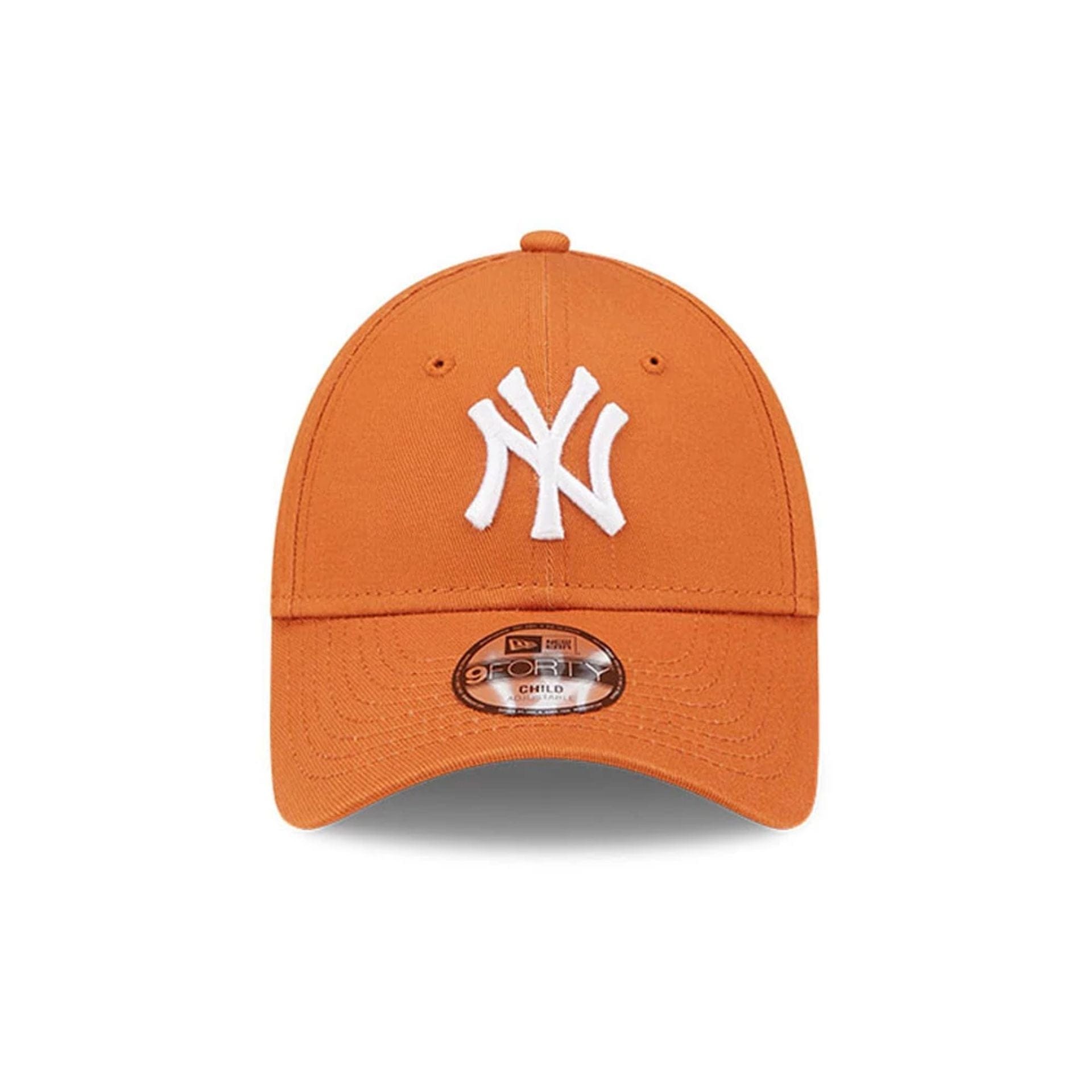 This is a Child MLB League Essential New York Yankees Brown 9FORTY Cap 2