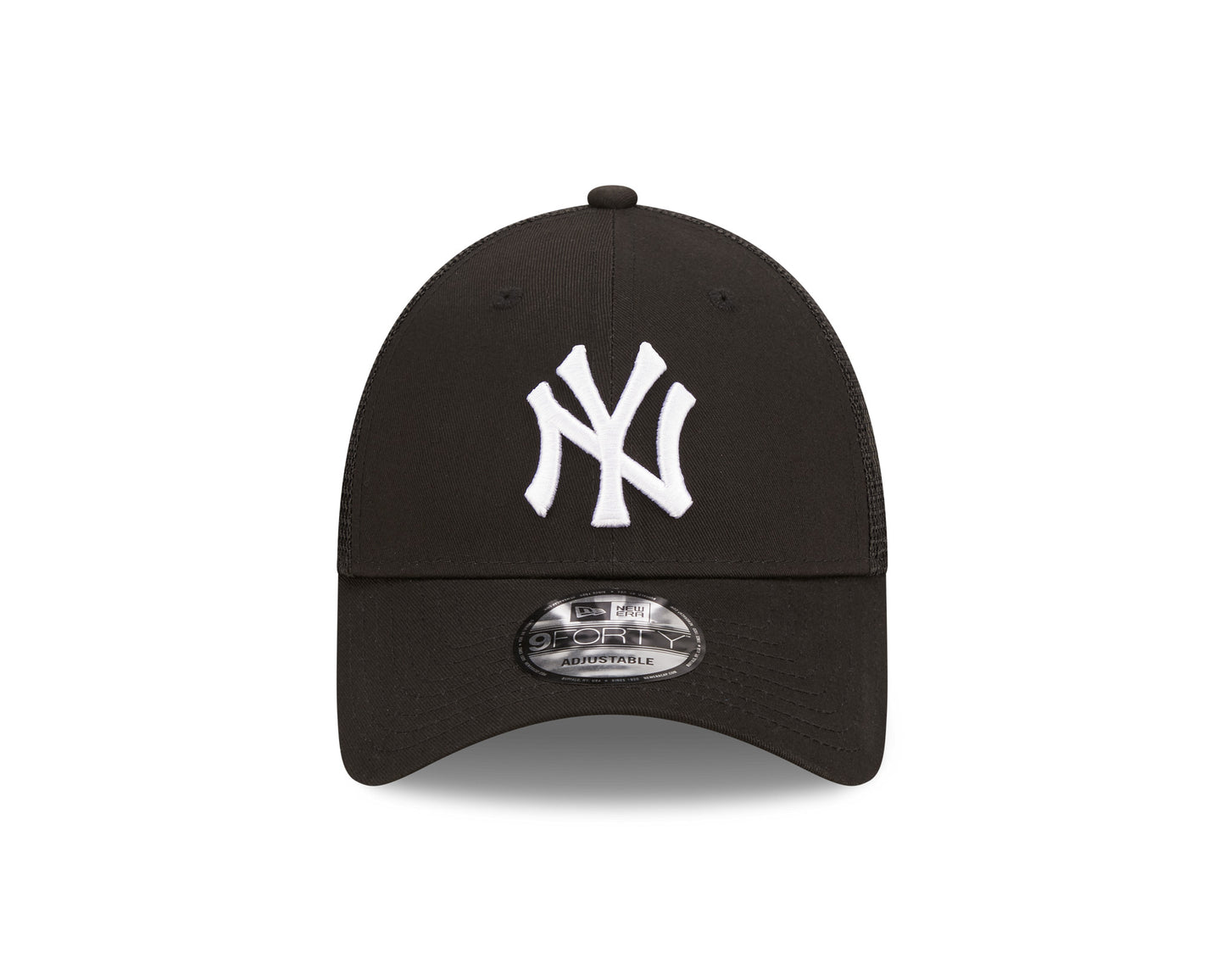 This is a New York Yankees Home Field Black 9FORTY A-Frame Trucker Cap 2
