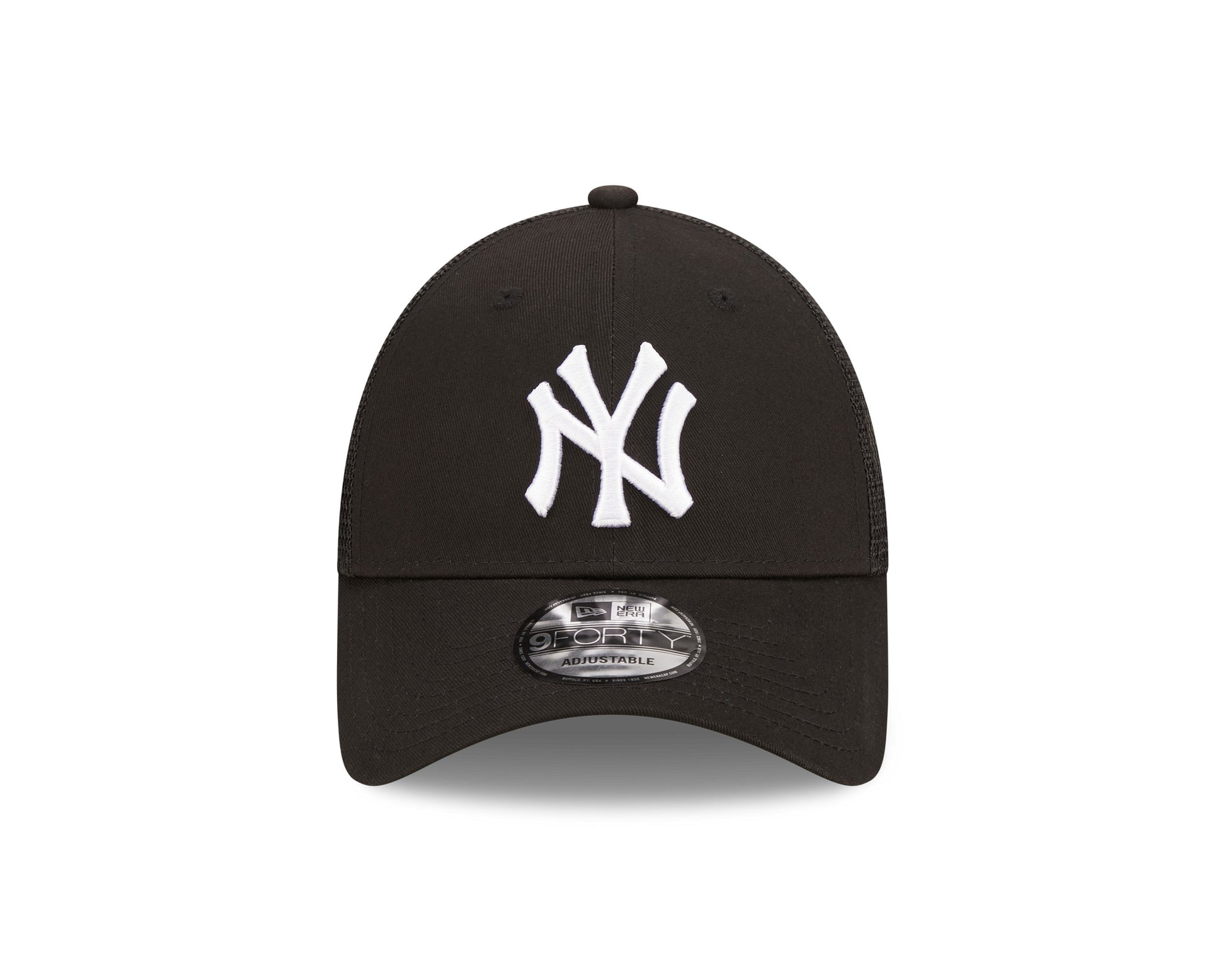 This is a New York Yankees Home Field Black 9FORTY A-Frame Trucker Cap 2