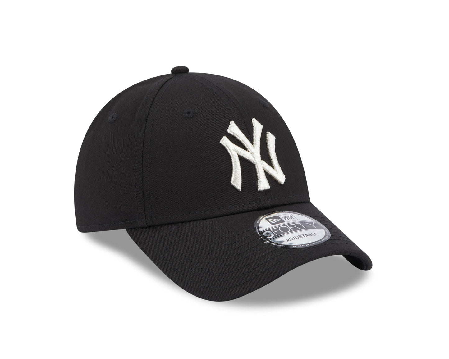 This is a New York Yankees Metallic Logo Womens Black 9FORTY Adjustable Cap 3