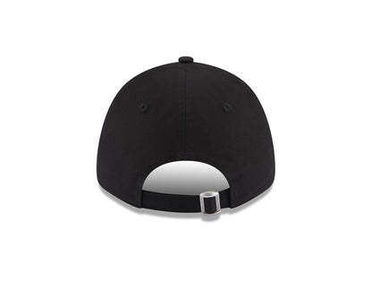 This is a New York Yankees Metallic Logo Womens Black 9FORTY Adjustable Cap 4