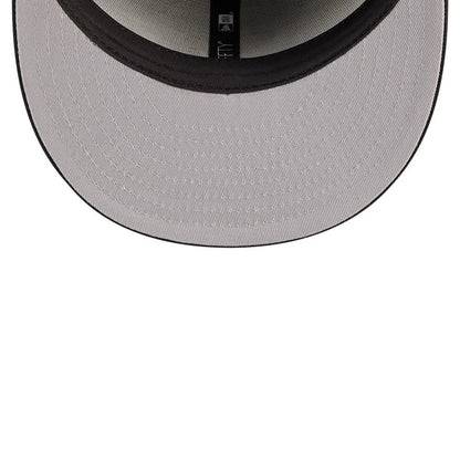 Pictured is this MLB Evergreen LA Dodgers 59FIFTY Fitted cap in black. 2