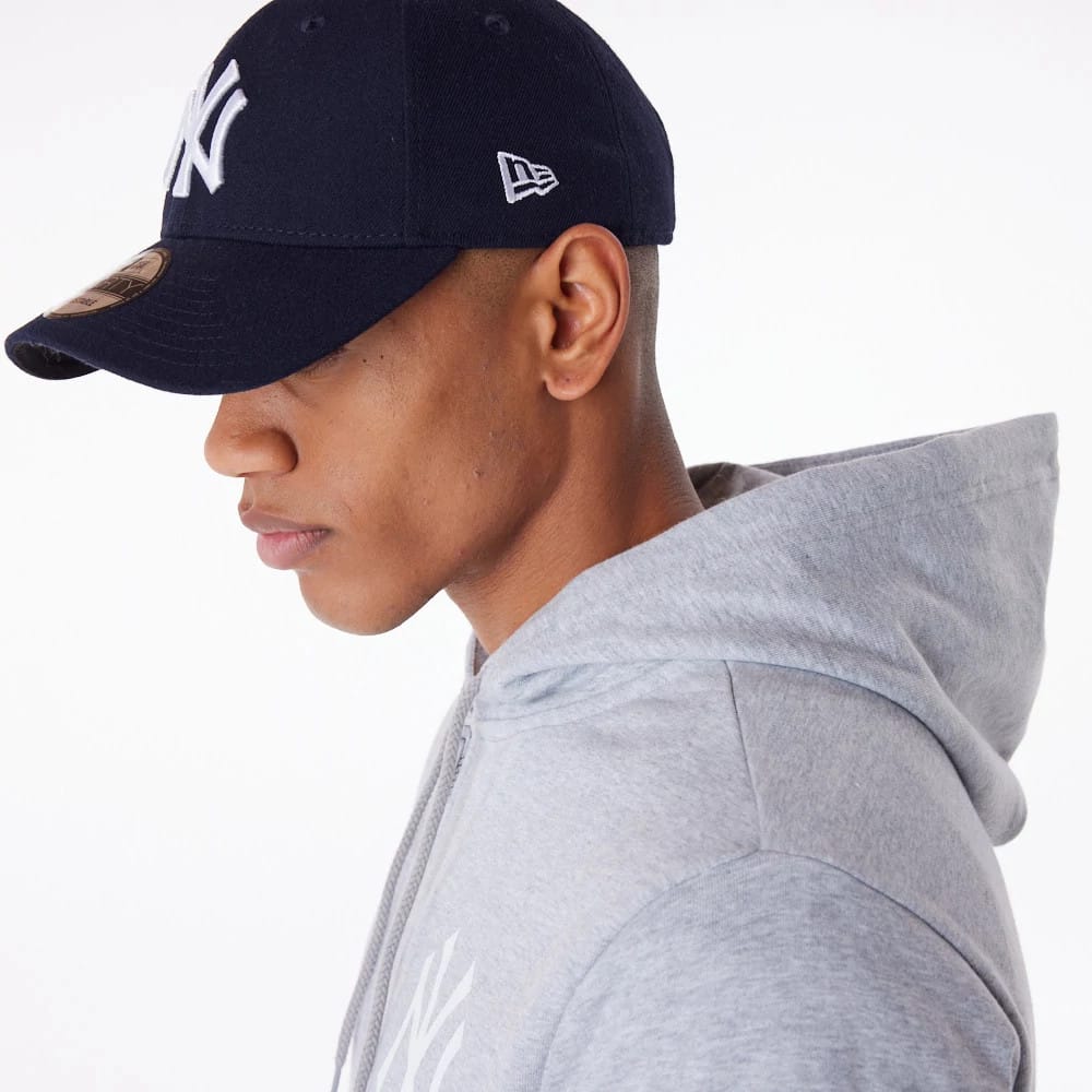 The Male model is wearing New York Yankees MLB Essential Grey Full Zip Hoodie 5