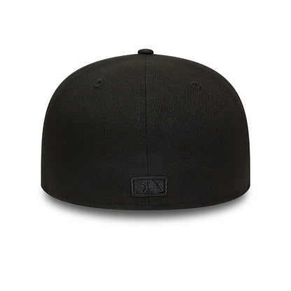 This is a LA Dodgers MLB Black on Black 59FIFTY Fitted Cap 4
