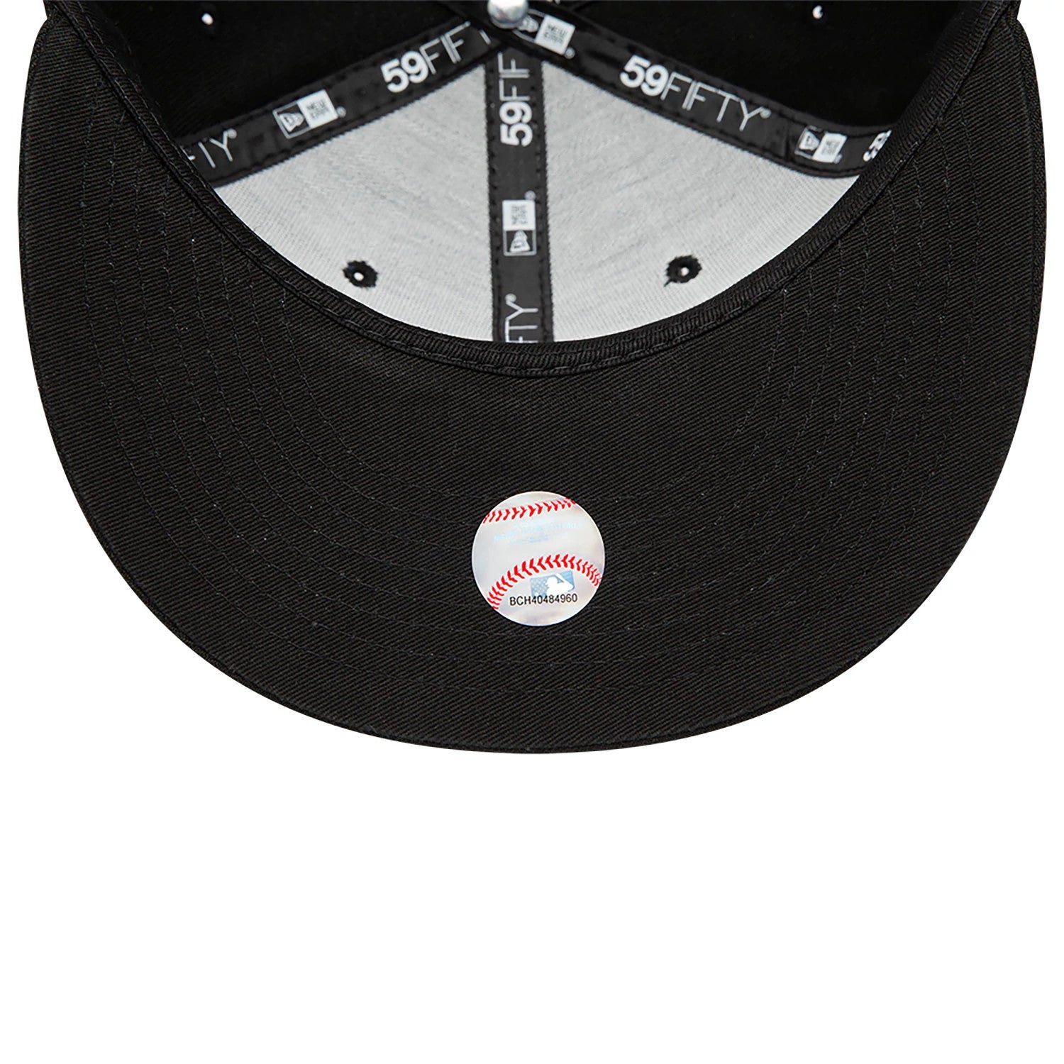This is a San Francisco Giants MLB Black and White 59FIFTY Fitted Cap 5