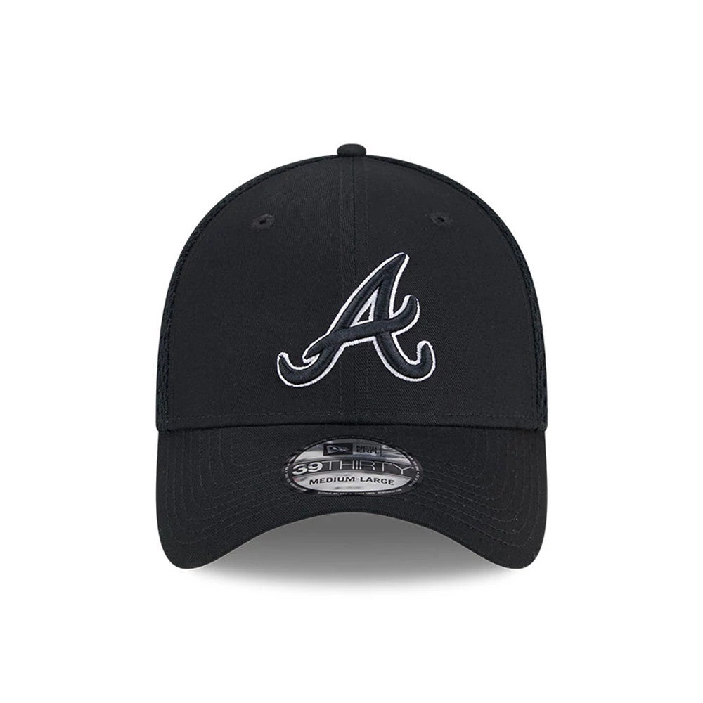 Pictured is this MLB Evergreen Neo Atlanta Braves 39THIRTY Stretch Fit cap in black. 3