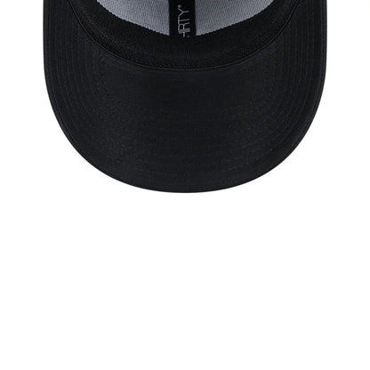 Pictured is this MLB Evergreen Neo Atlanta Braves 39THIRTY Stretch Fit cap in black. 7