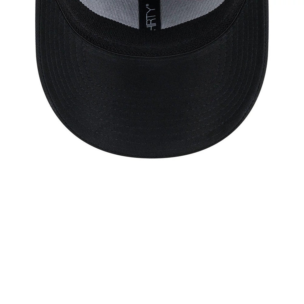 Pictured is this MLB Evergreen Neo Atlanta Braves 39THIRTY Stretch Fit cap in black. 7
