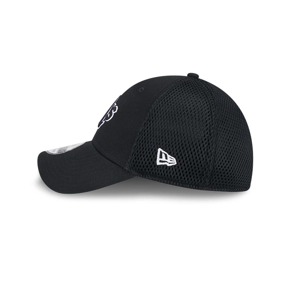 Pictured is this MLB Evergreen Neo Athletics 39THIRTY Stretch Fit cap in black. 5