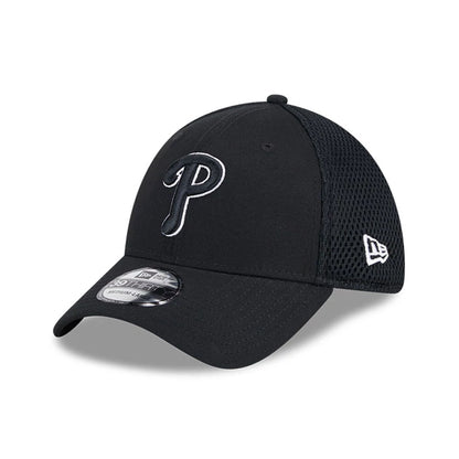 Pictured is this MLB Evergreen Neo Philadelphia Phillies 39THIRTY Stretch Fit cap in black. 1