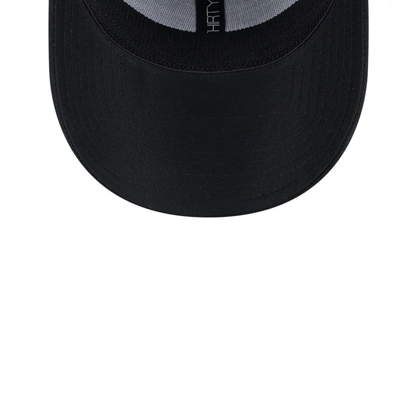 Pictured is this MLB Evergreen Neo New York Mets 39THIRTY Stretch Fit cap in black. 7
