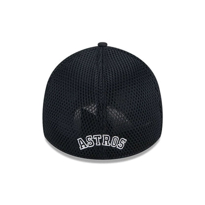 Pictured is this MLB Evergreen Neo Houston Astros 39THIRTY Stretch Fit cap in black. 2