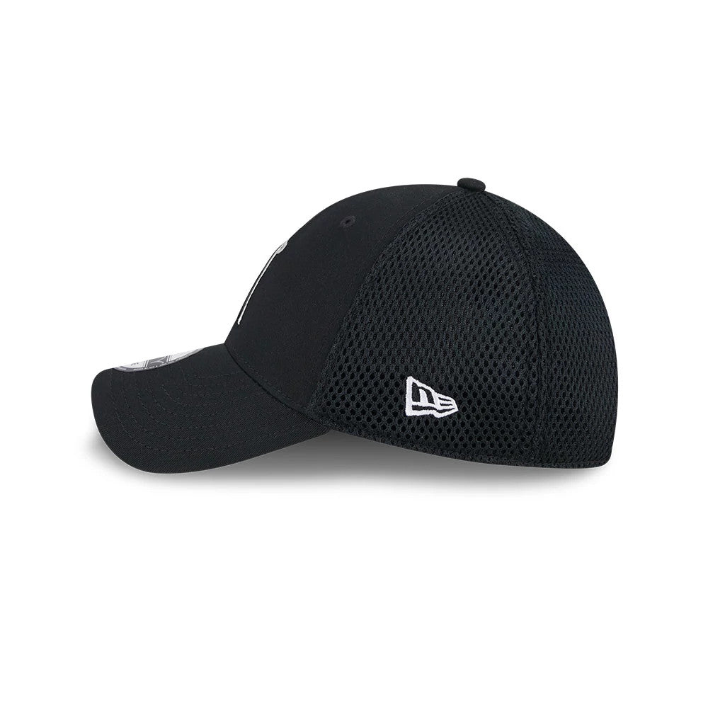 Pictured is this MLB Evergreen Neo LA Angels 39THIRTY Stretch Fit cap in black. 5