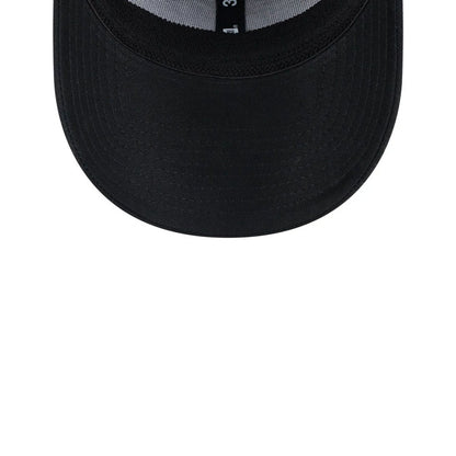 Pictured is this MLB Evergreen Neo Miami Marlins 39THIRTY Stretch Fit cap in black. 7