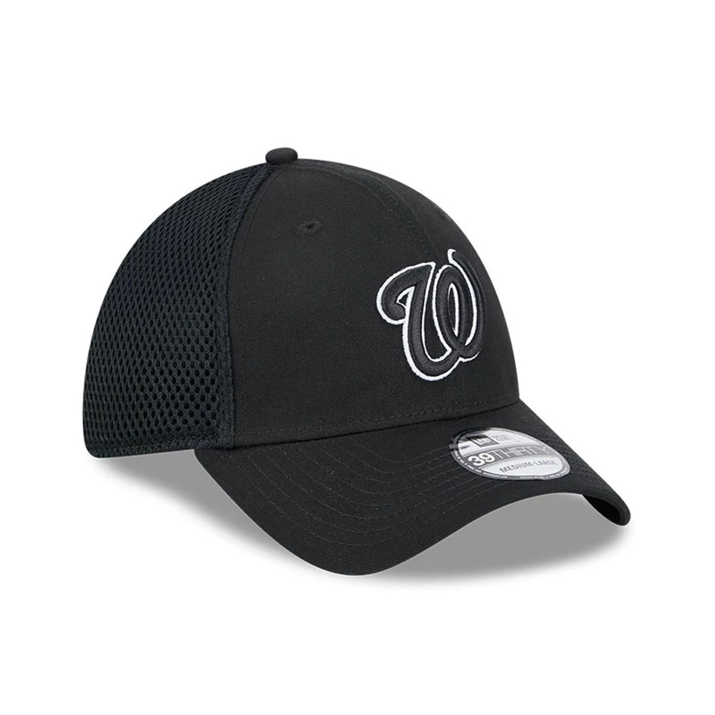 Pictured is this MLB Evergreen Neo Washington Nationals 39THIRTY Stretch Fit cap in black. 4
