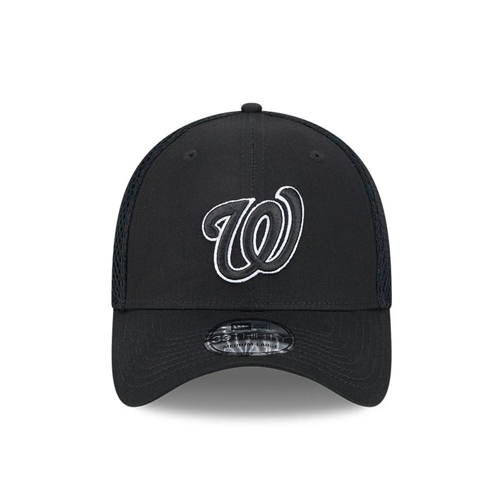 Pictured is this MLB Evergreen Neo Washington Nationals 39THIRTY Stretch Fit cap in black. 3