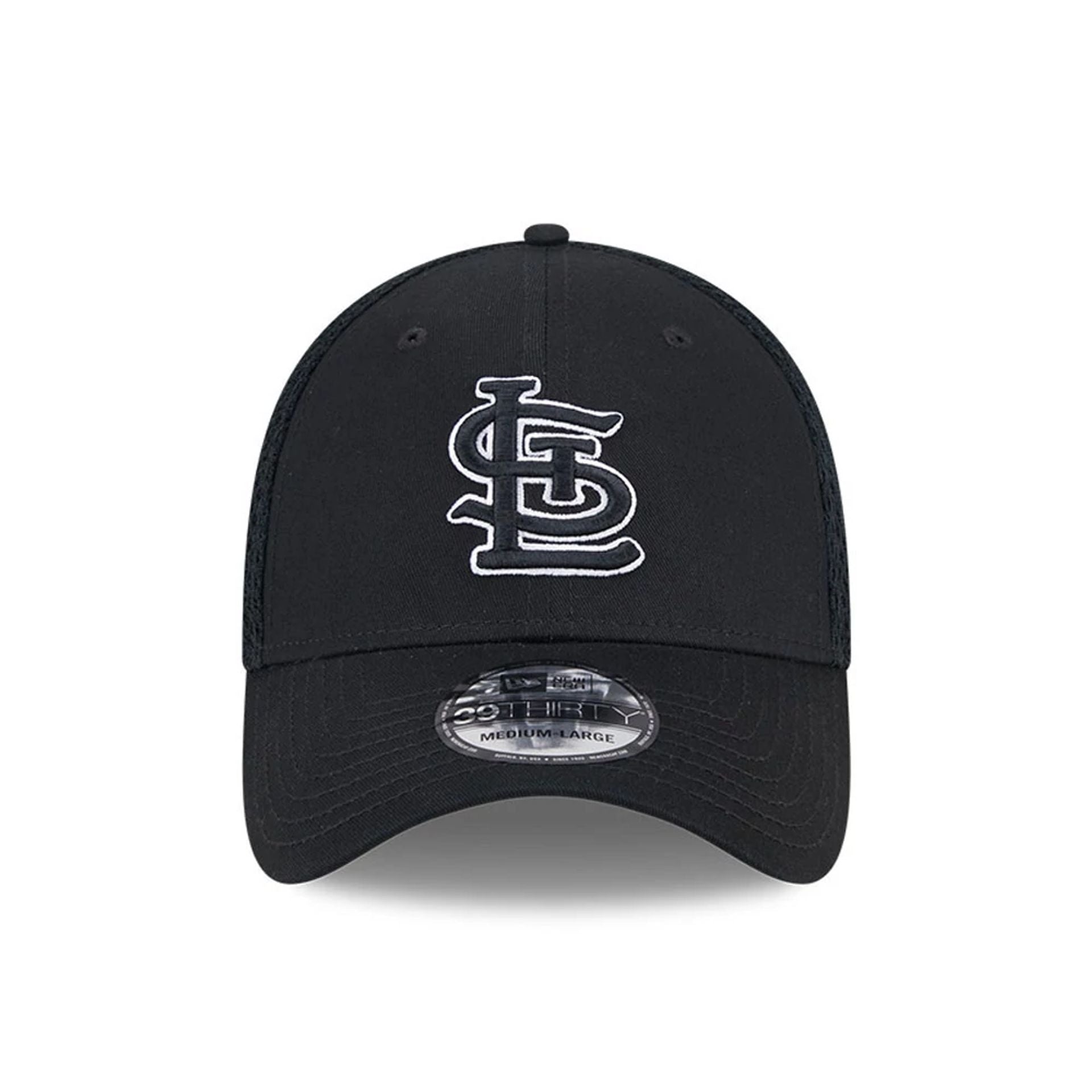 Pictured is this MLB Evergreen Neo St. Louis Cardinals 39THIRTY Stretch Fit cap in black. 3