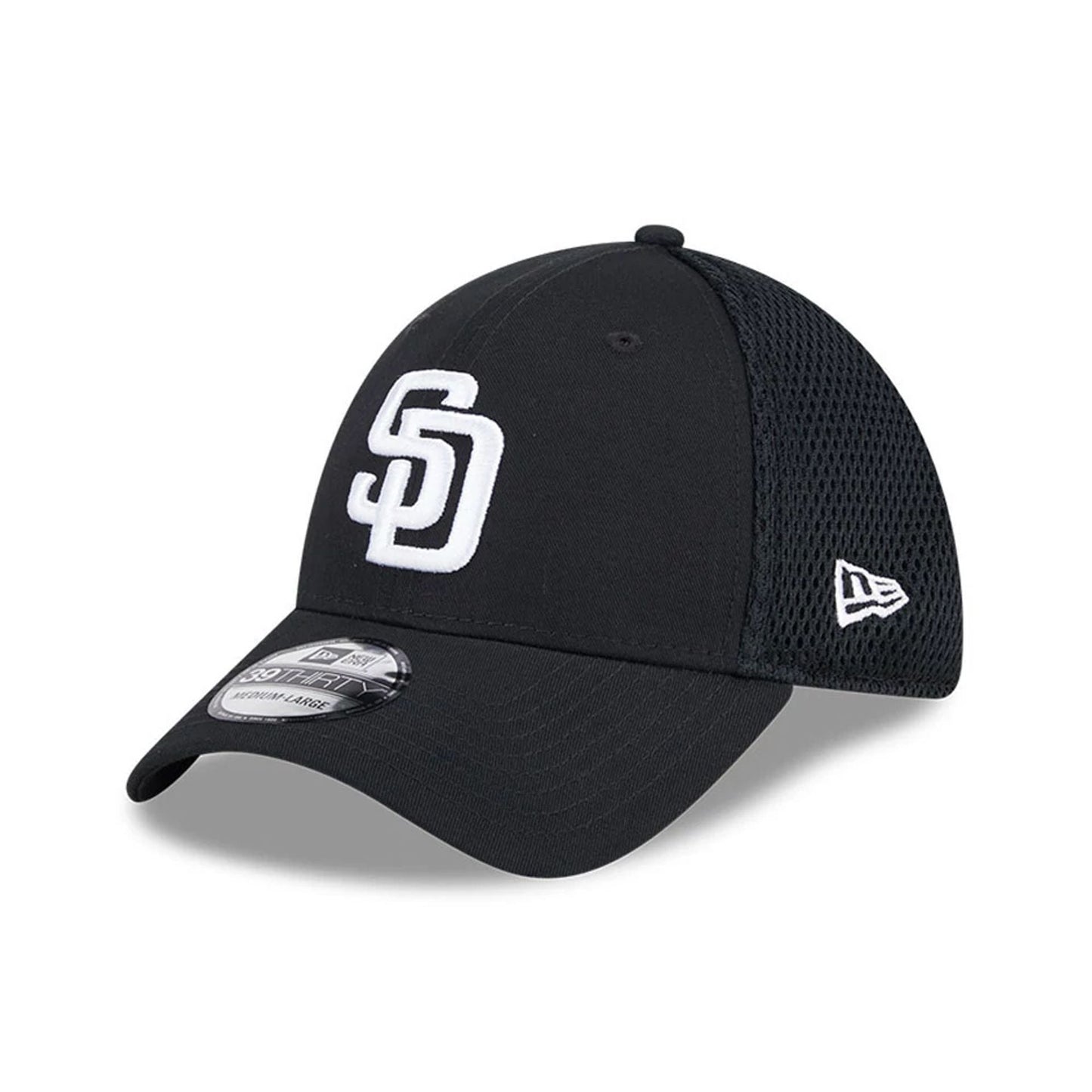 Pictured is this MLB Evergreen Neo San Diego Padres 39THIRTY Stretch Fit cap in black. 1