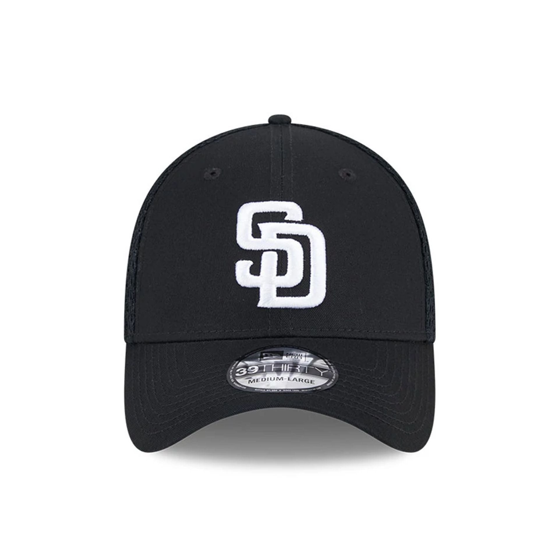 Pictured is this MLB Evergreen Neo San Diego Padres 39THIRTY Stretch Fit cap in black. 3