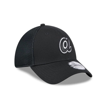 Pictured is this MLB Evergreen Neo Atlanta Braves 39THIRTY Stretch Fit cap in black. 3