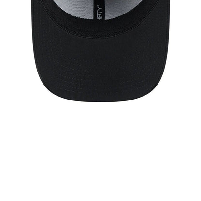 Pictured is this MLB Evergreen Neo New York Yankees 39THIRTY Stretch Fit cap in black. 7
