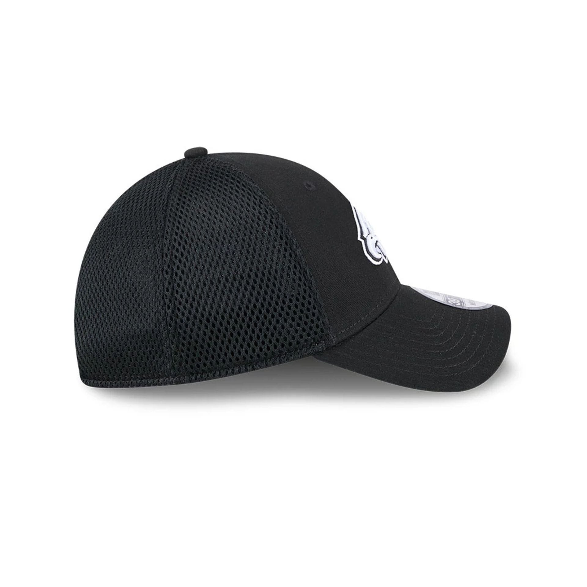 Pictured is this NFL Evergreen Neo Philadelphia Eagles 39THIRTY Stretch Fit cap in black. 6