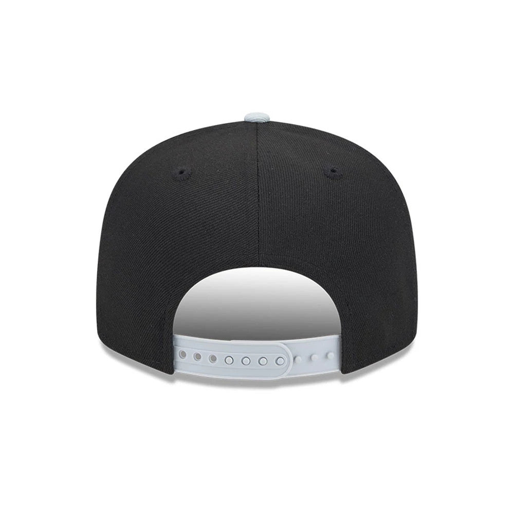 Pictured is this NFL Evergreen Las Vegas Raiders 9FIFTY Snapback cap in black. 6
