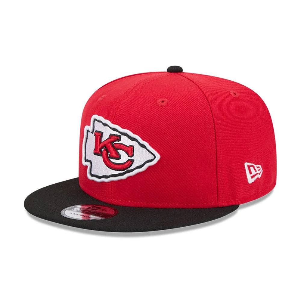 Pictured is this NFL Evergreen Kansas City Chiefs 9FIFTY Snapback cap in red. 1